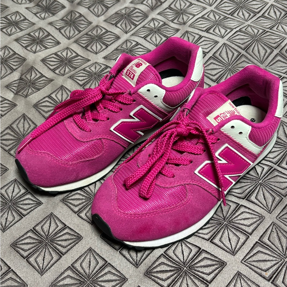 New Balance Pink and White Sneakers 574